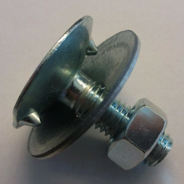 Schraube für Becher M10x36
